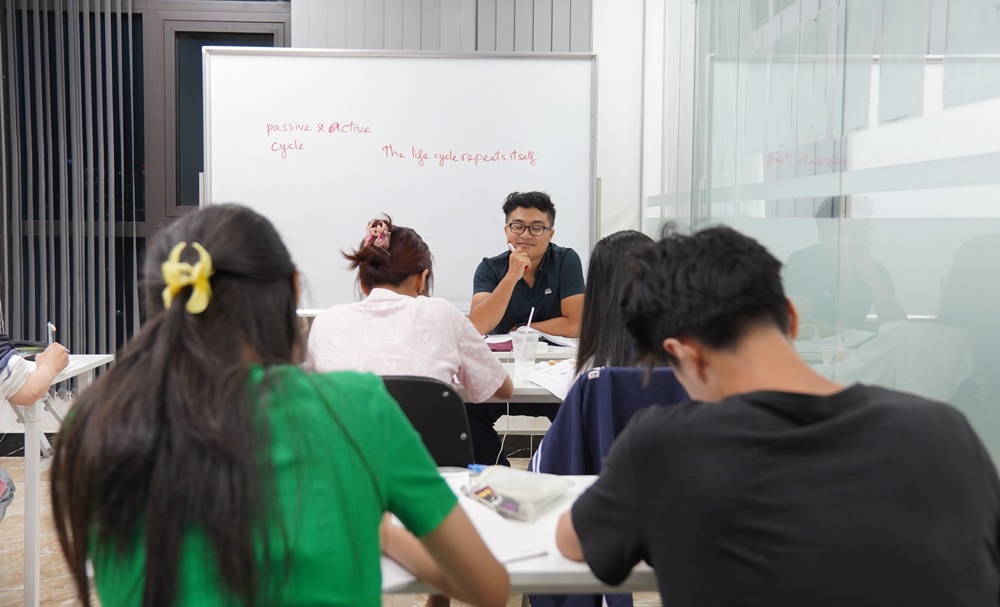 Trung tâm luyện thi IELTS Lab có đội ngũ giáo viên giỏi