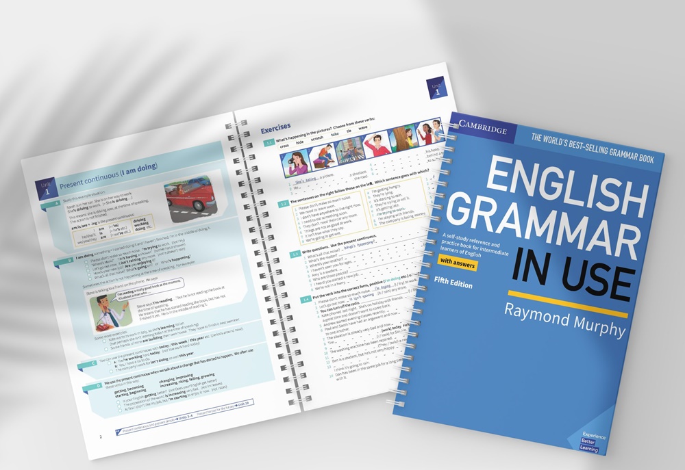 English Grammar in Use là tài liệu IELTS Writing hiệu quả (Nguồn ảnh: Internet)