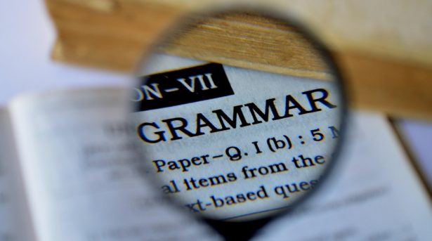 Ngữ pháp đóng vai trò quan trọng trong phần thi IELTS Writing